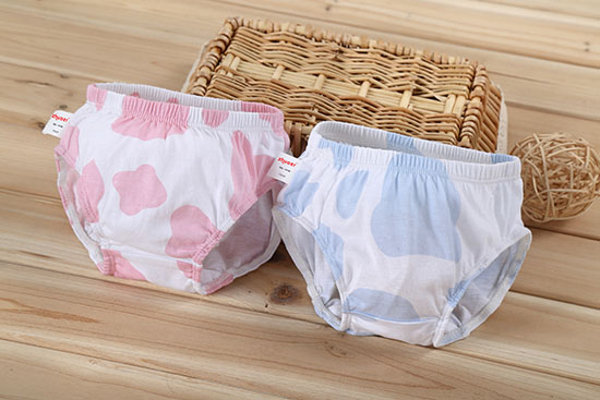 卓?jī)簝?nèi)褲